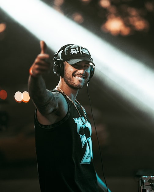 The Benefits of Hiring a DJ for Your Private Party